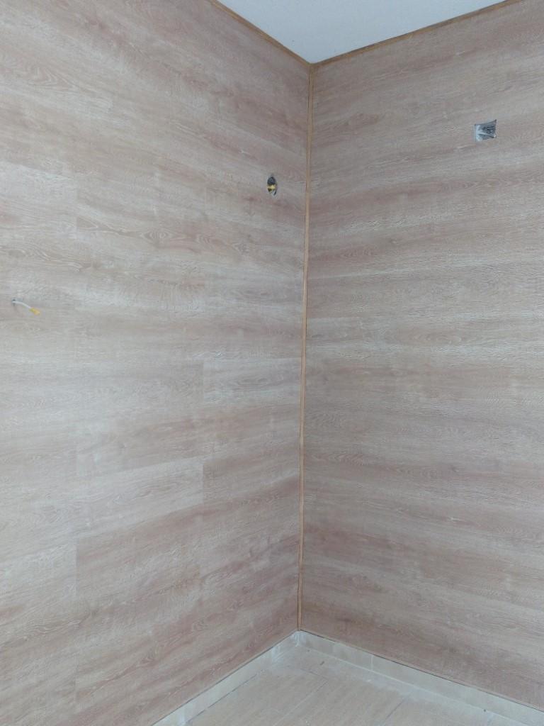 Επένδυση τοίχου με δάπεδο laminate 3